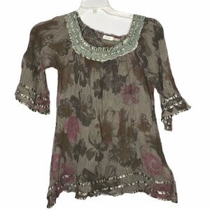 Blue Bird Light Weight 3/4 Sleeve Top. Siz…